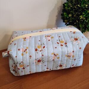 NEW Personalized / Quilted/ Handmade BOXY BAG!  Cornflowers